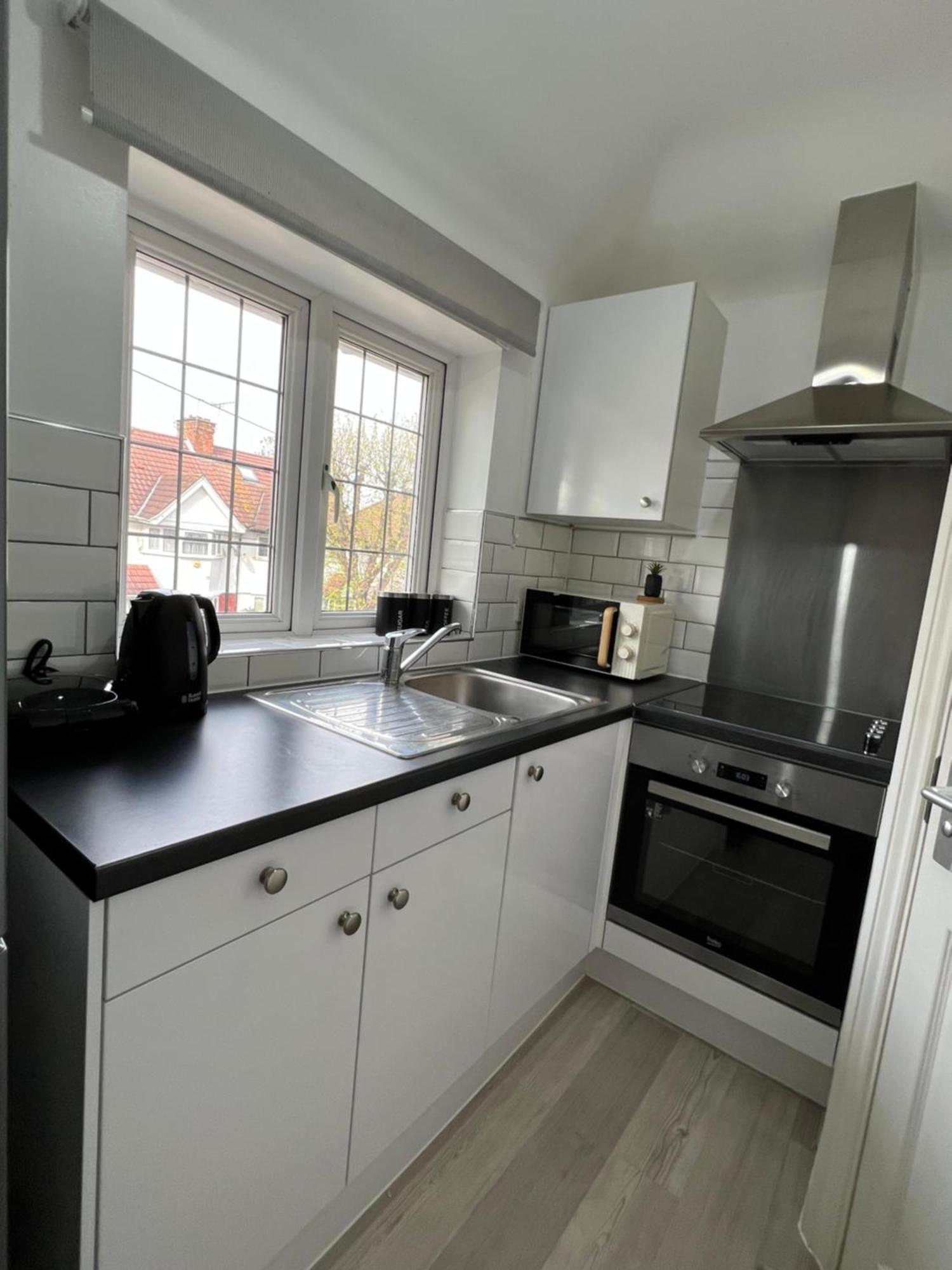 Charming Studio 30Min To Central London Bagian luar foto